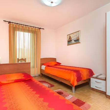 Apartment Sisplac *