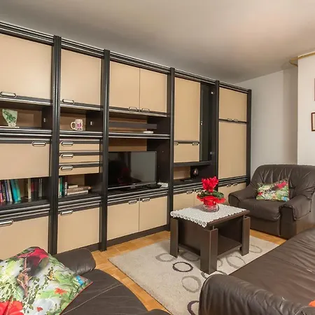 Sisplac Apartment Pula