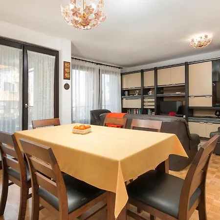 Sisplac Apartment Pula